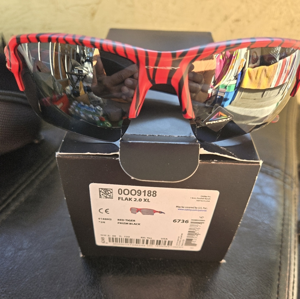 OAKLEY FLAK 2.0 XL RED TIGER PRIZM LENSES SUNGLASSES